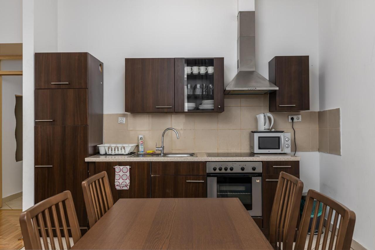 Cosy 1 Bedroom Apartment In Gozsdu Court Budapeşte Dış mekan fotoğraf