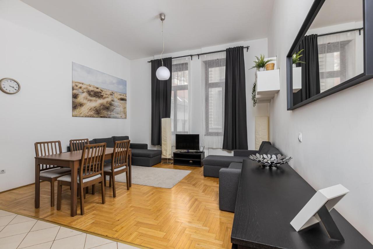 Cosy 1 Bedroom Apartment In Gozsdu Court Budapeşte Dış mekan fotoğraf
