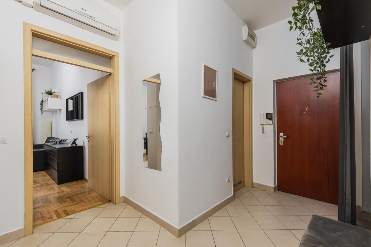 Cosy 1 Bedroom Apartment In Gozsdu Court Budapeşte Dış mekan fotoğraf